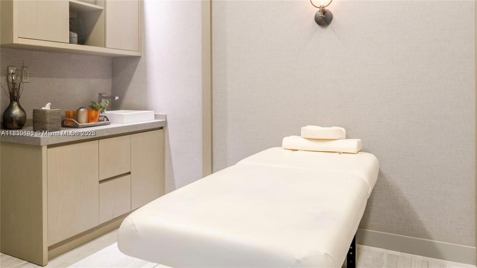 4010 SOUTH OCEAN CONDO - Residential