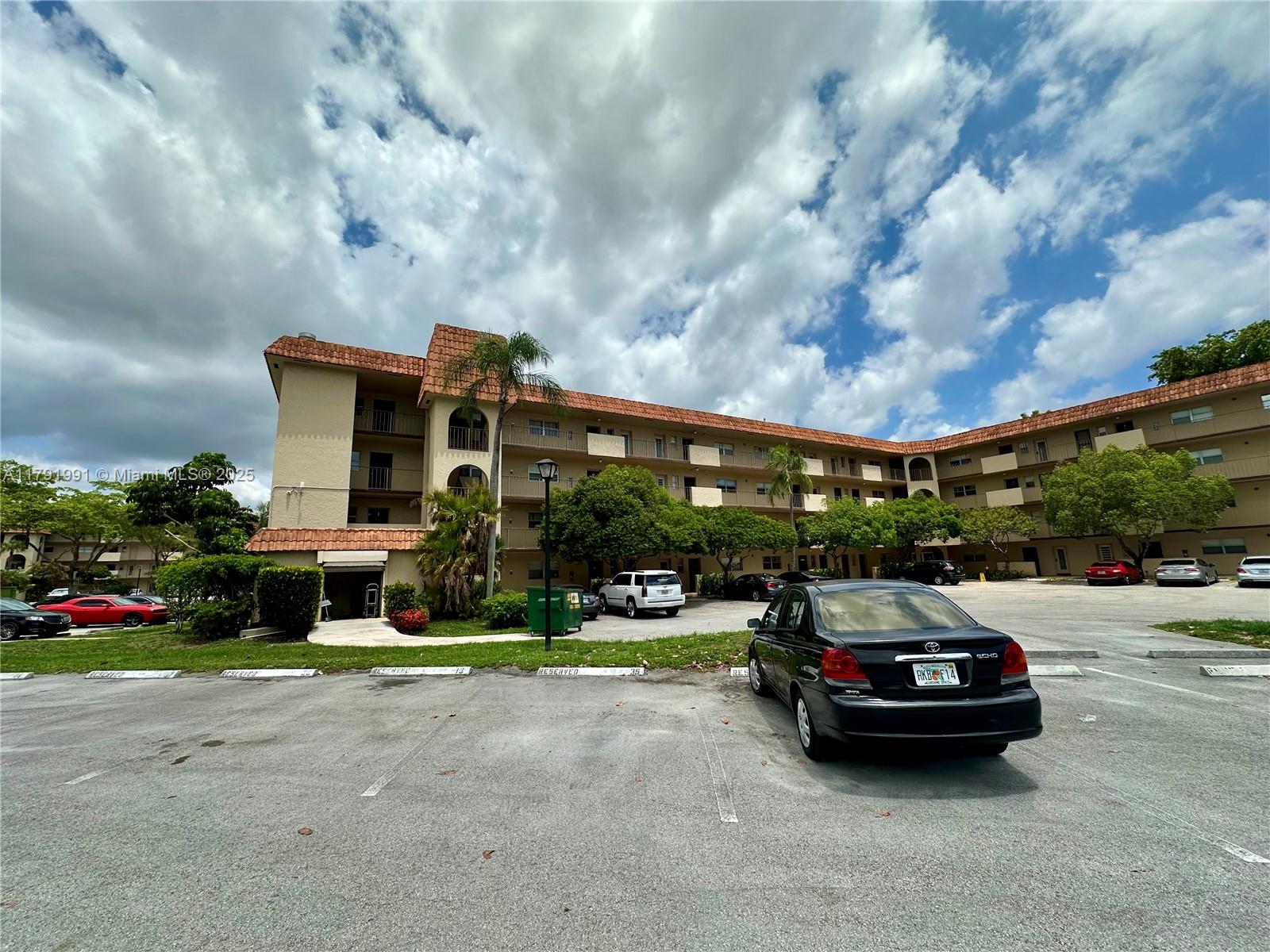 View photos, virtual tours, details... 6201 N Falls Cir Dr 212