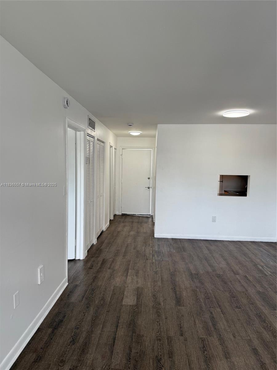 SOUTH BEACH , OFF FIFTH STREET ,REMODELED APT , NEW FLOORS , NEW APPLIANCES , QUIET (IMPACT WINDOWS IN THE BEDROOM ) SECURE WELL MAINTAINED BUILDING ,BALCONY , GATED ASSIGNED PARKING. LAUNDRY ON PREMISES ,WALK TO SHOPPING , PUBLIX,TARGET, RESTAURANTS AND THE BEACH.