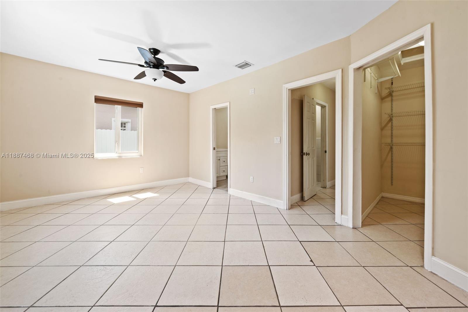 COUNTRY CLUB ESTATES SEC - Residential