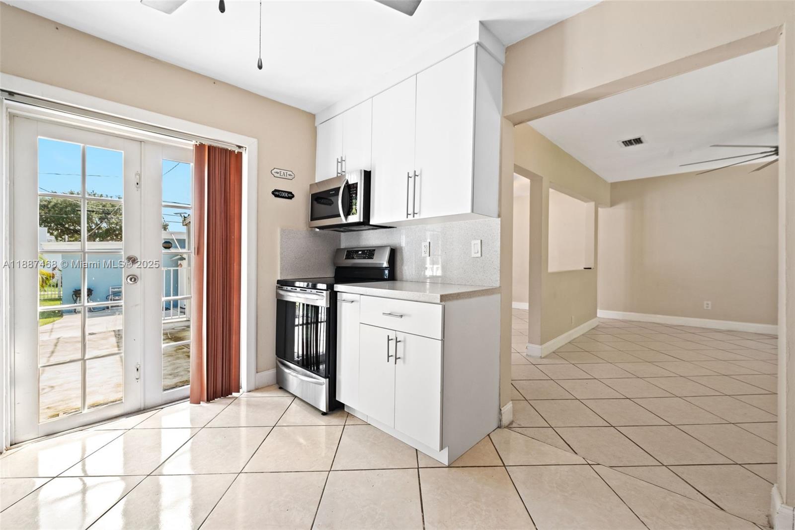 COUNTRY CLUB ESTATES SEC - Residential