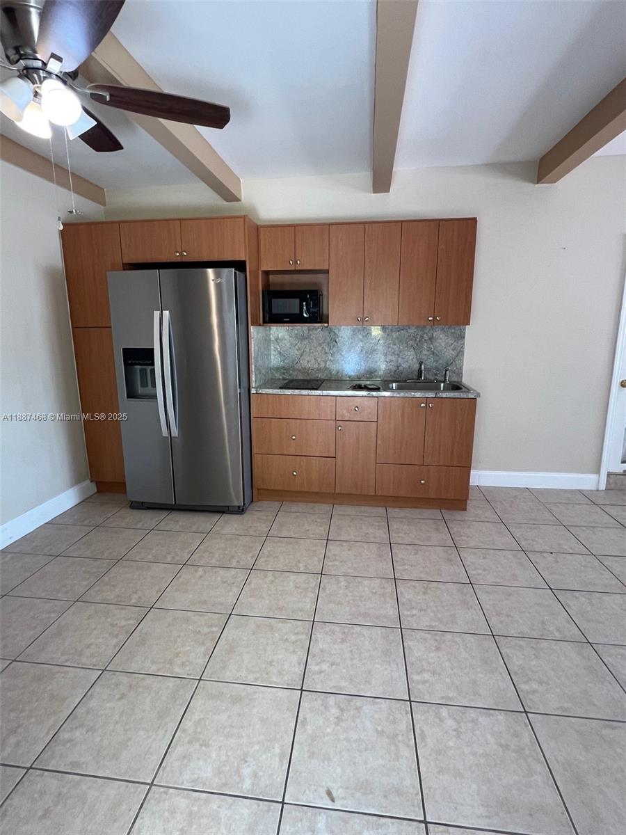 COUNTRY CLUB ESTATES SEC - Residential