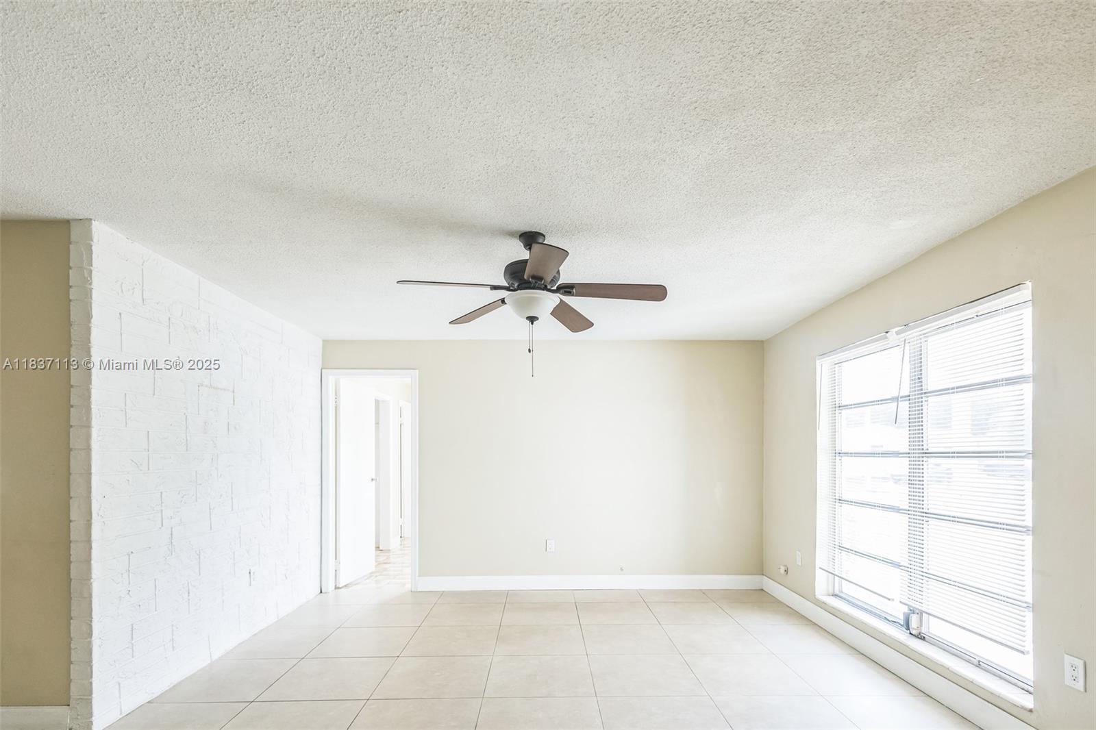 SUNRISE GOLF VILLAGE - Residential