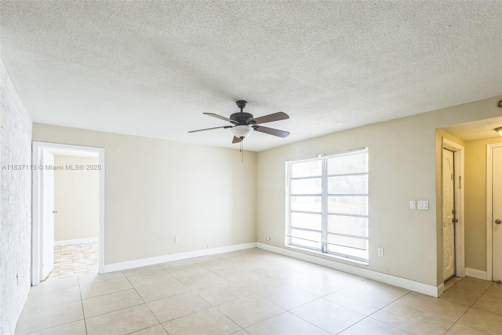 SUNRISE GOLF VILLAGE - Residential