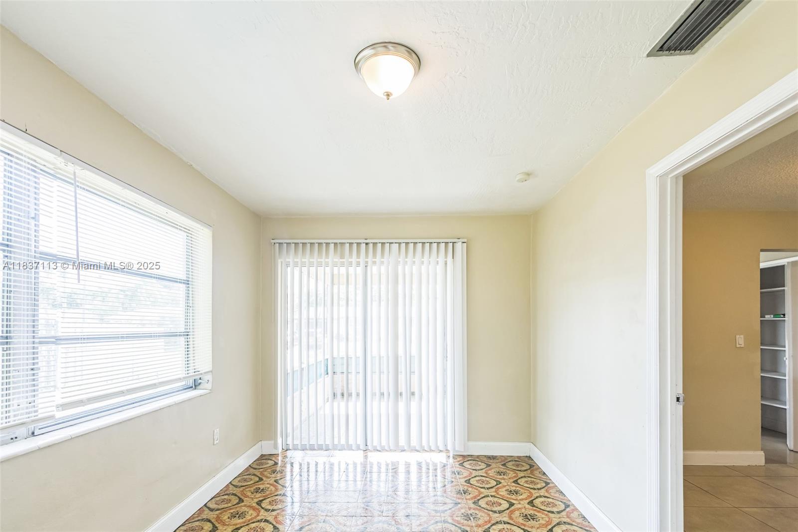 SUNRISE GOLF VILLAGE - Residential