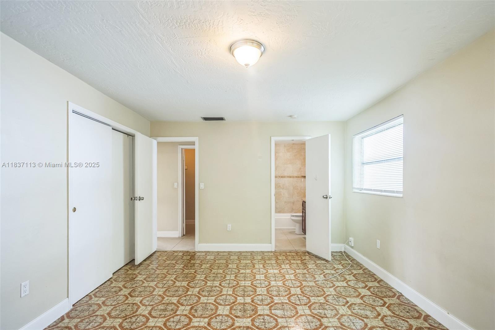 SUNRISE GOLF VILLAGE - Residential