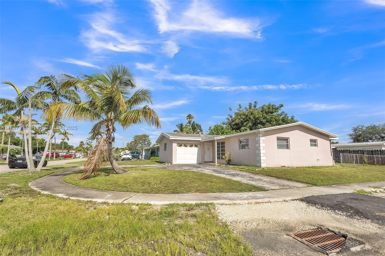 8361 NW 28th Pl