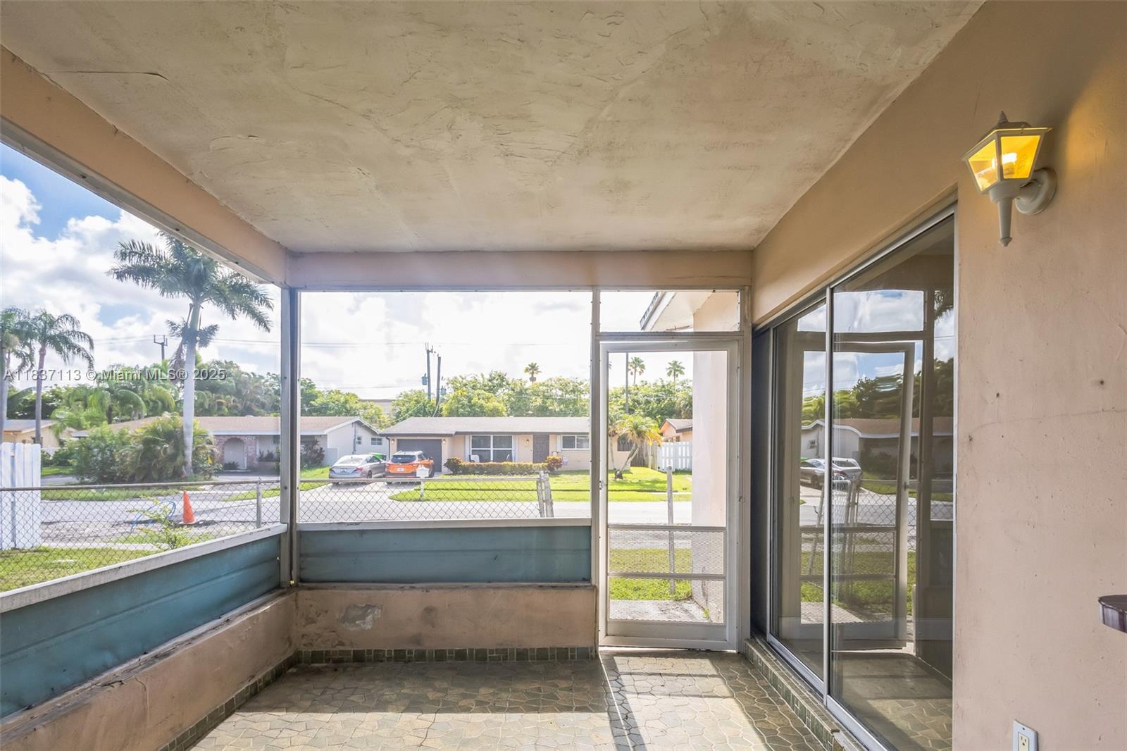 SUNRISE GOLF VILLAGE - Residential