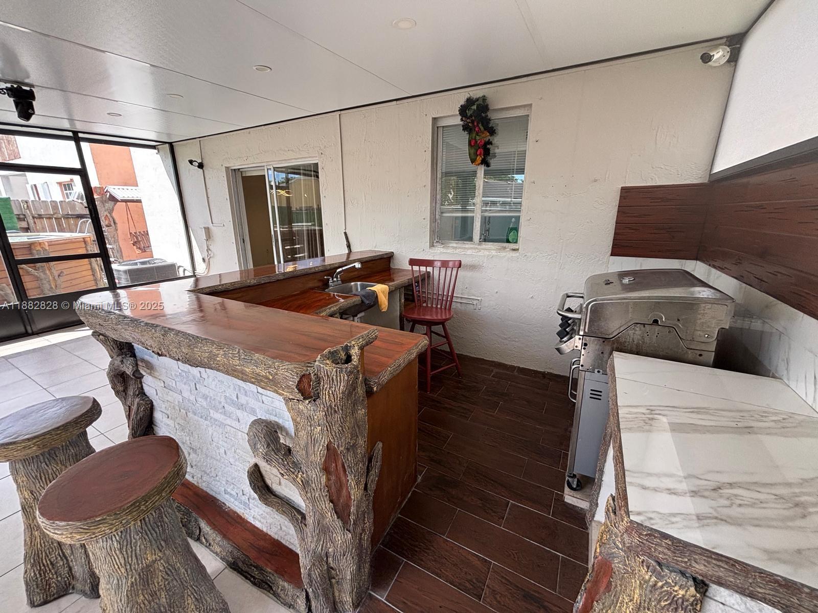 GARDENS OF HOMESTEAD - Residential Lease