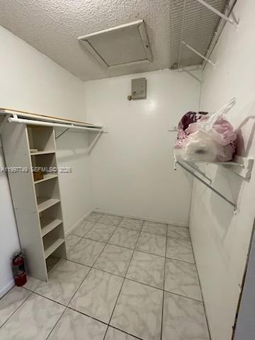 VISTA VERDE TOWNHOUSE - Residential