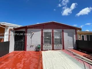 VISTA VERDE TOWNHOUSE - Residential