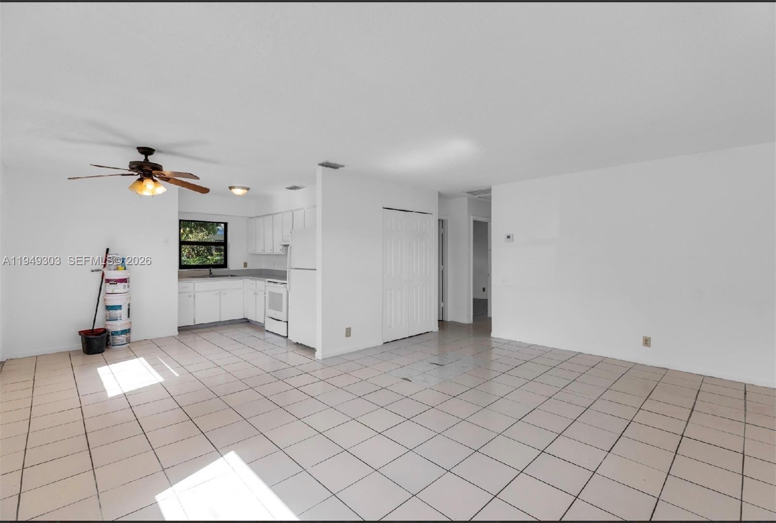 FT LAUDERDALE ESTATES - Residential Income