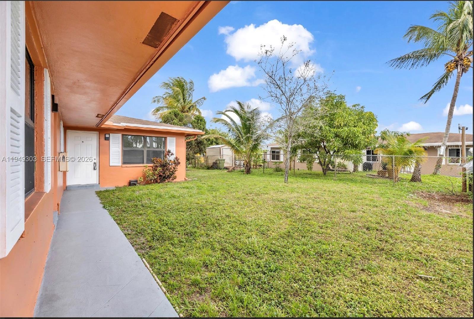 FT LAUDERDALE ESTATES - Residential Income