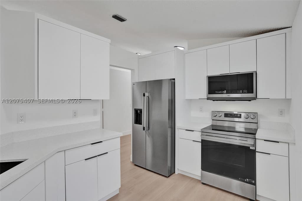 Photo of 4114 Sapphire St, Weston, FL 33331 (MLS # A12075407)