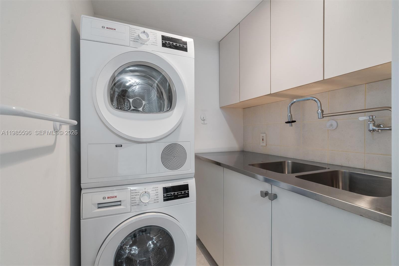 POINT OF AMERICAS PHASE I - Residential