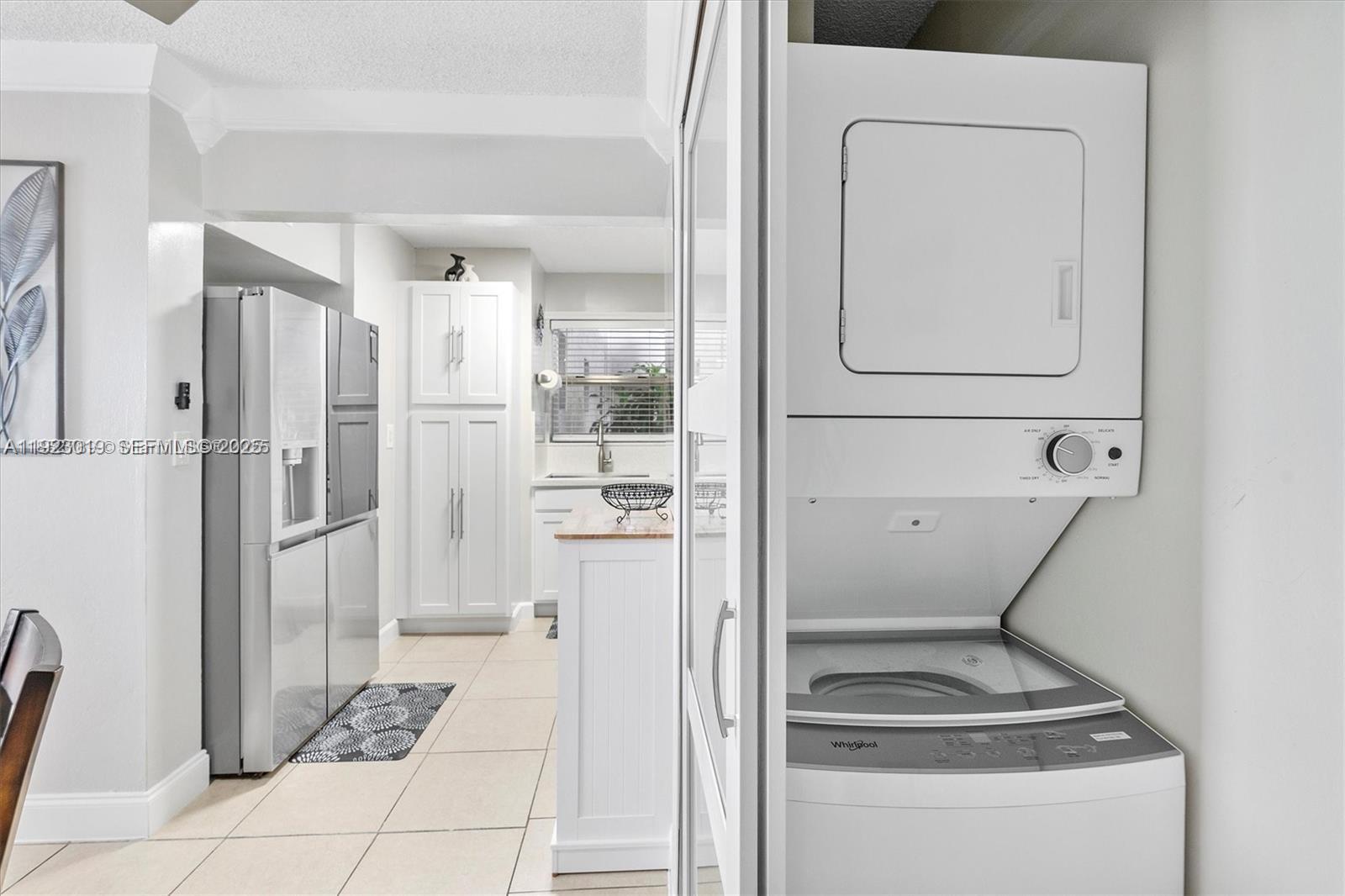 THE GREENS CONDO - Residential Lease