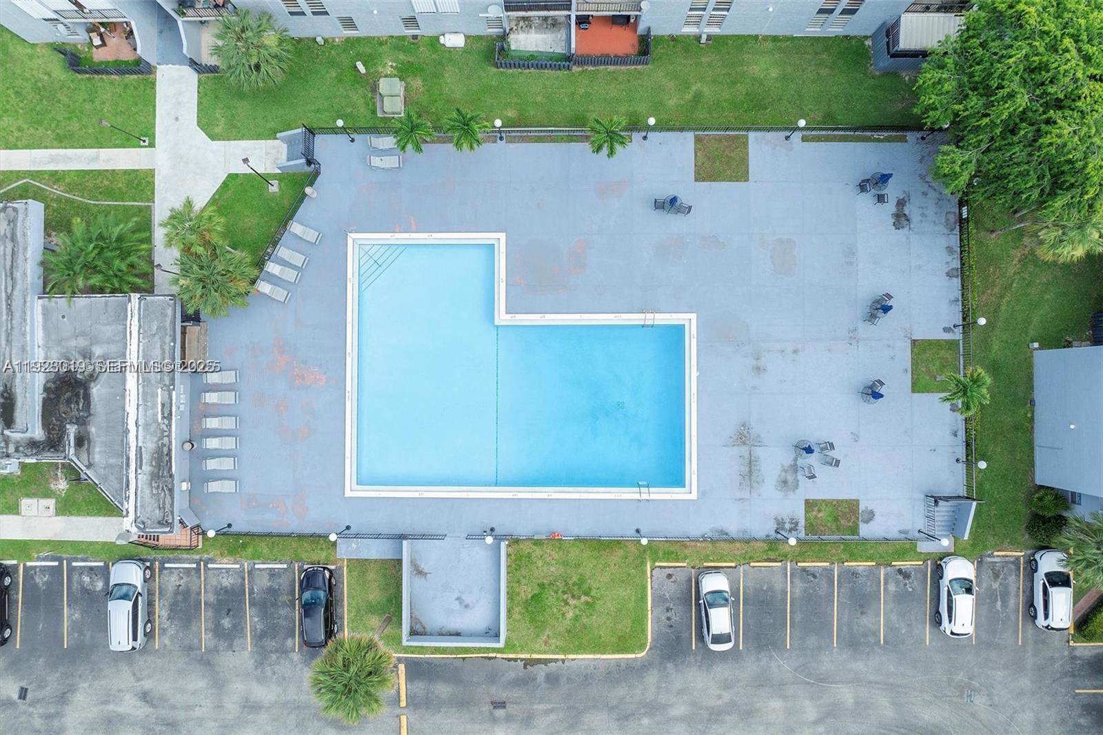 THE GREENS CONDO - Residential Lease