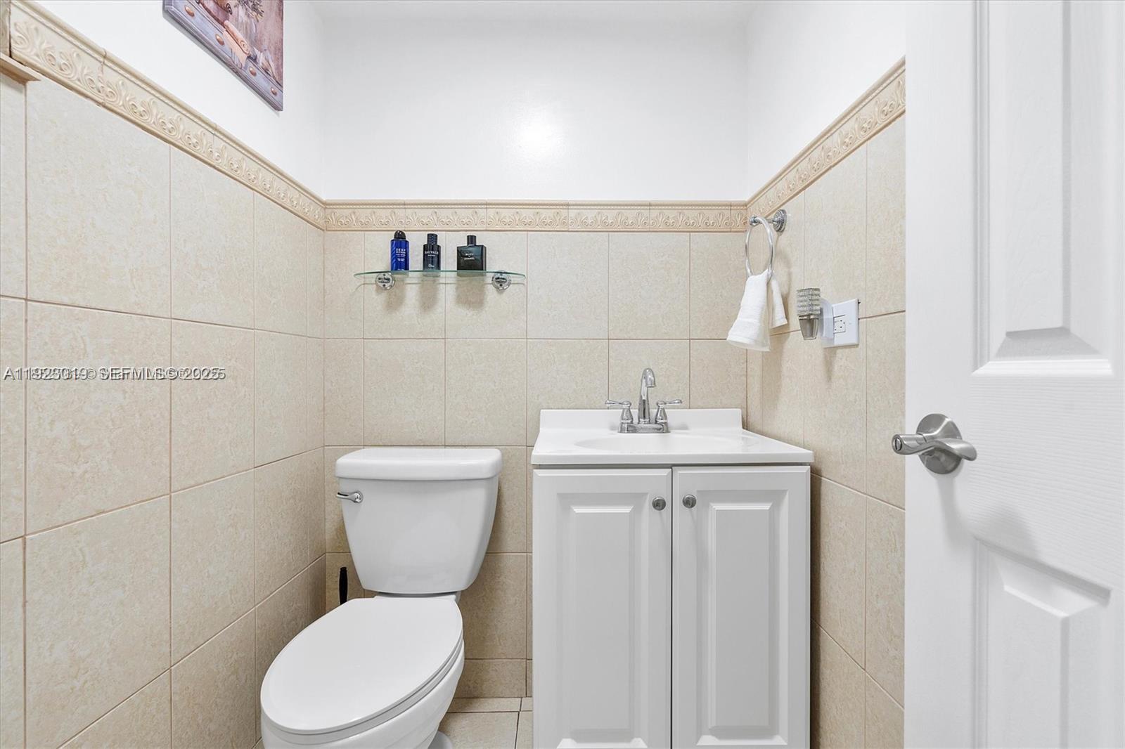 THE GREENS CONDO - Residential Lease