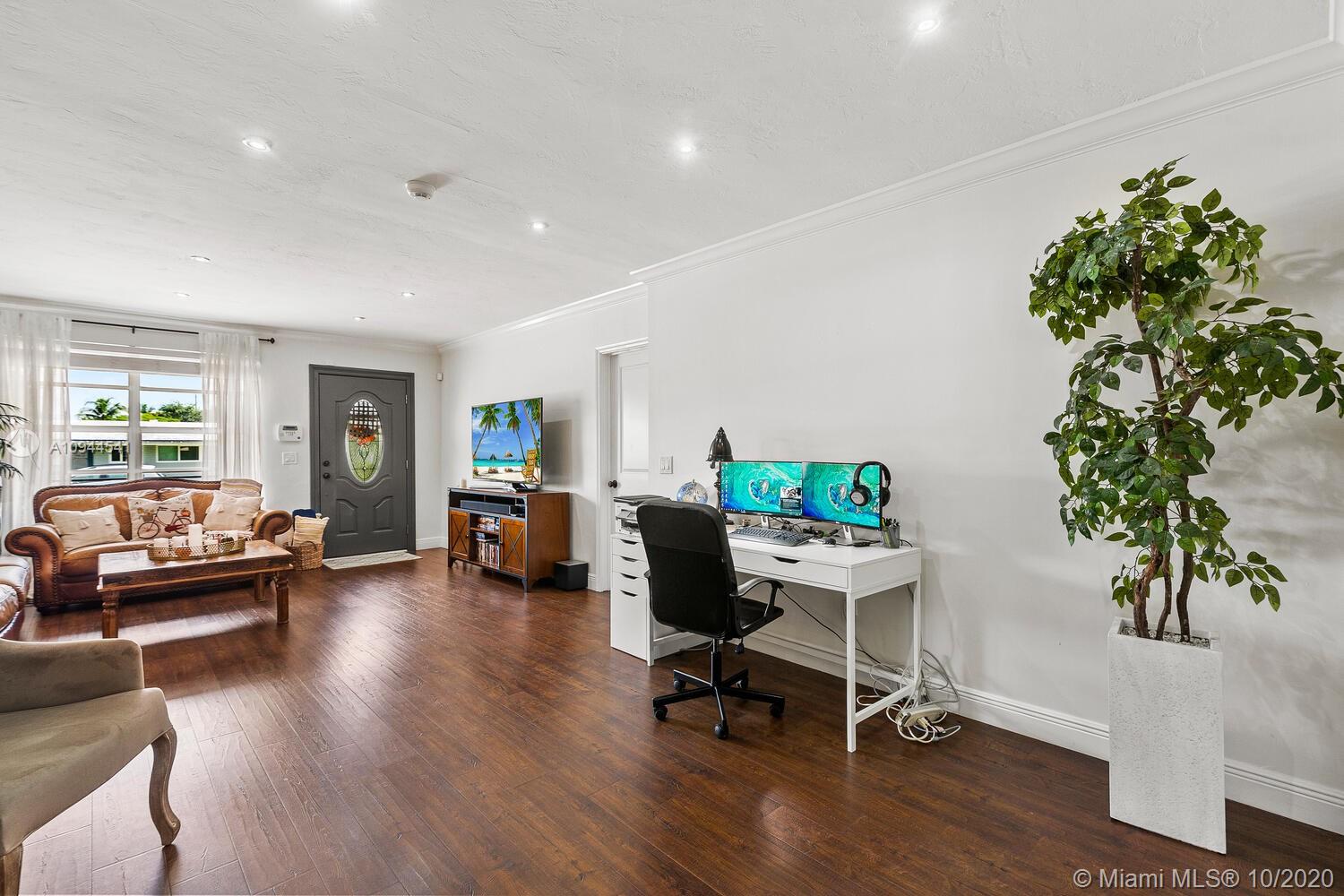 CORAL GLADE HEIGHTS - Residential