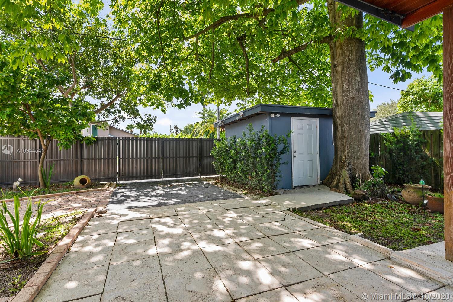 CORAL GLADE HEIGHTS - Residential