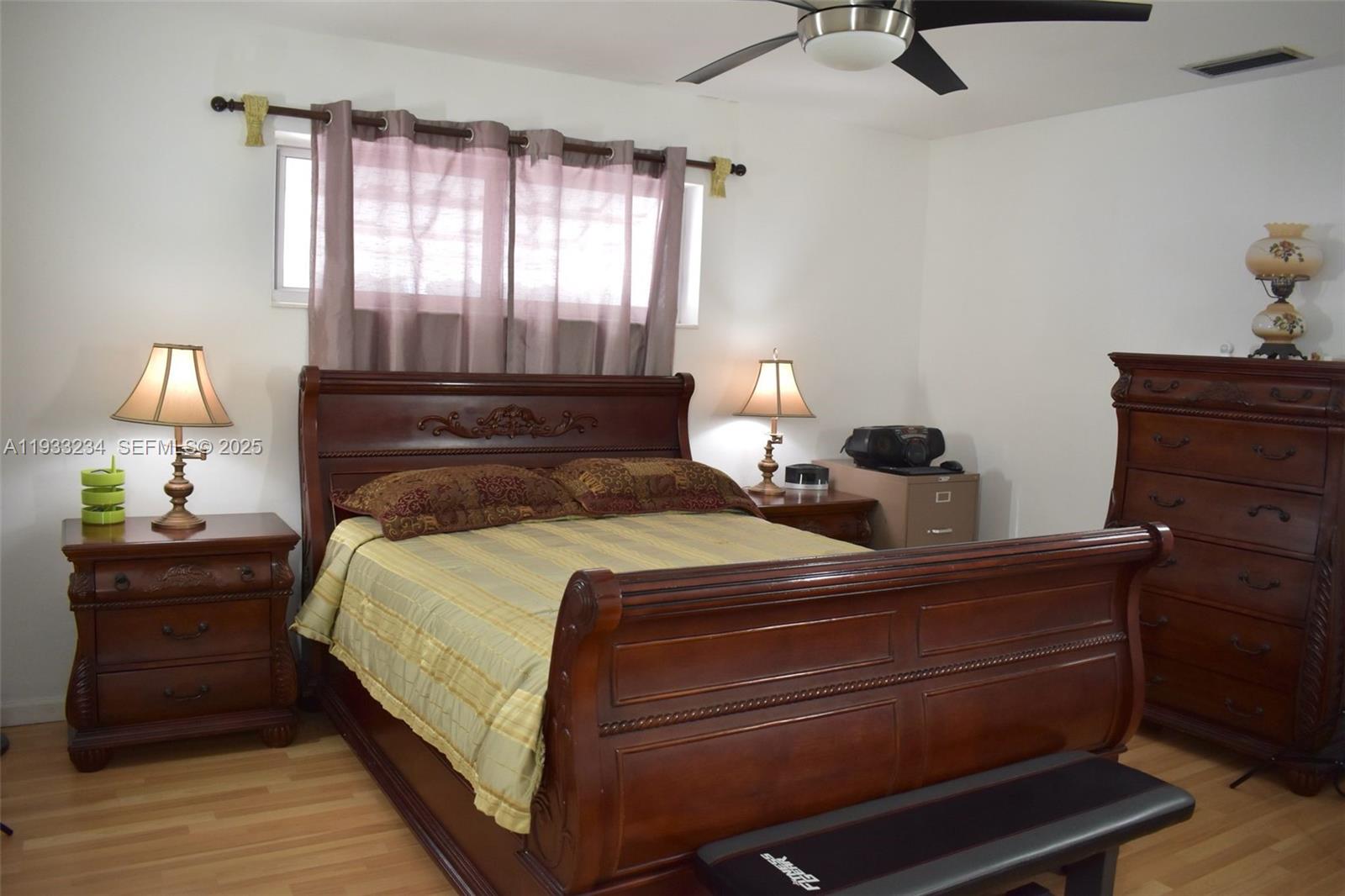 HOLLYWOOD HILLS AMEN PLAT - Residential