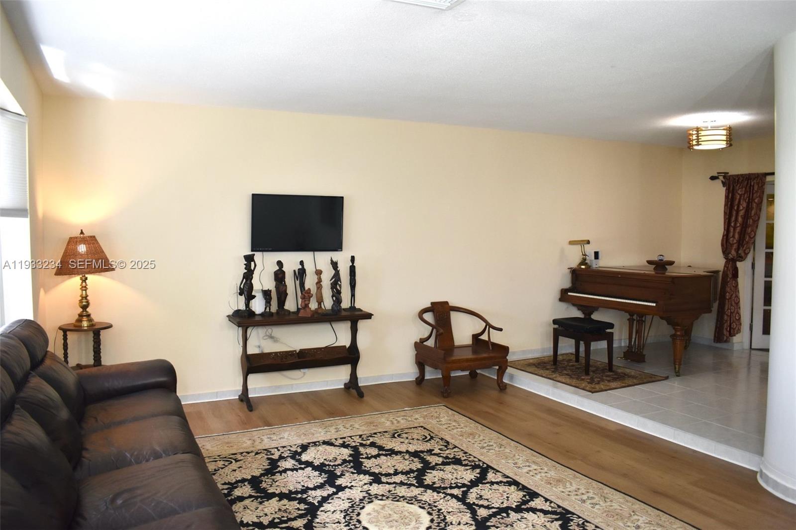 HOLLYWOOD HILLS AMEN PLAT - Residential