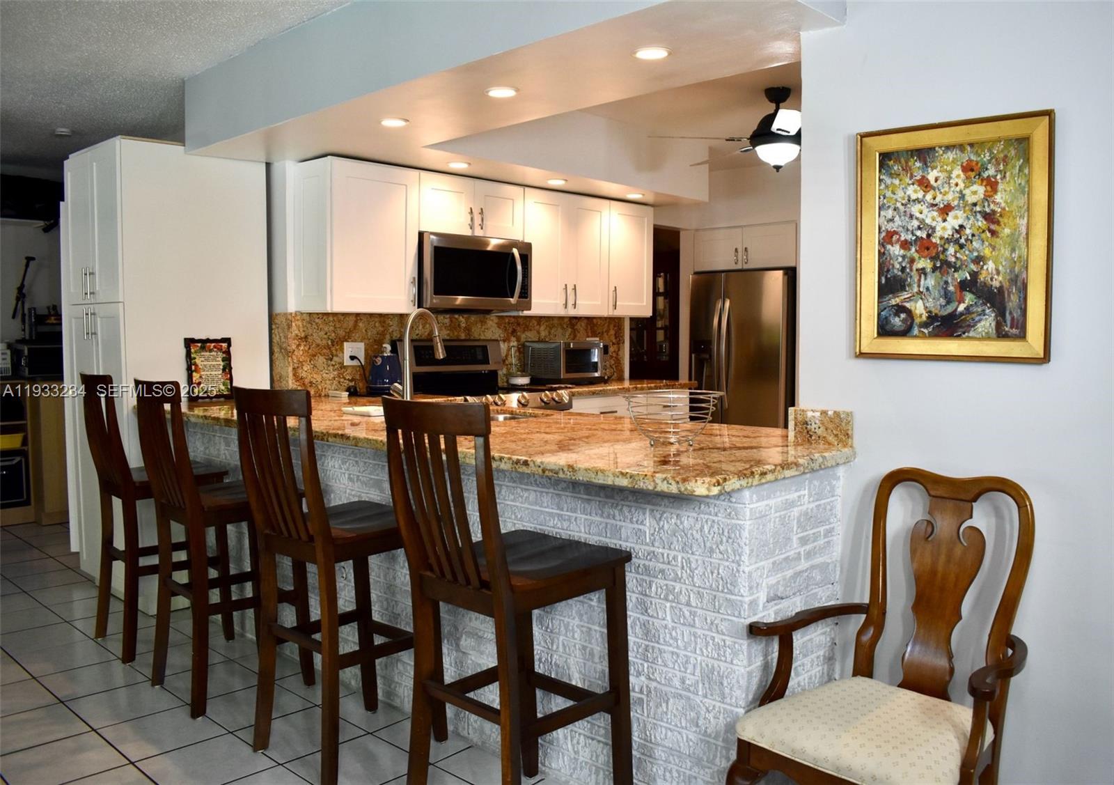 HOLLYWOOD HILLS AMEN PLAT - Residential