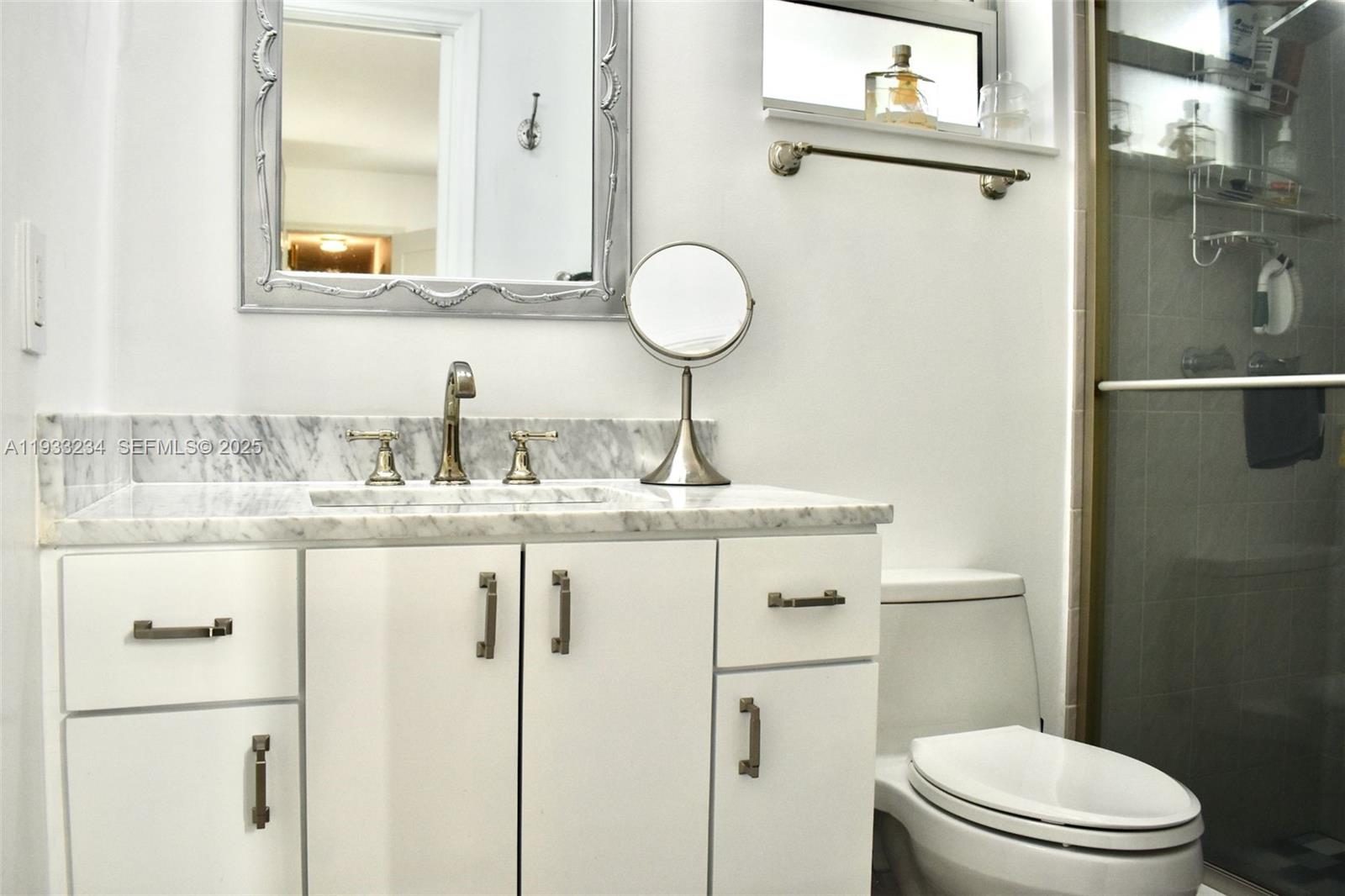 HOLLYWOOD HILLS AMEN PLAT - Residential