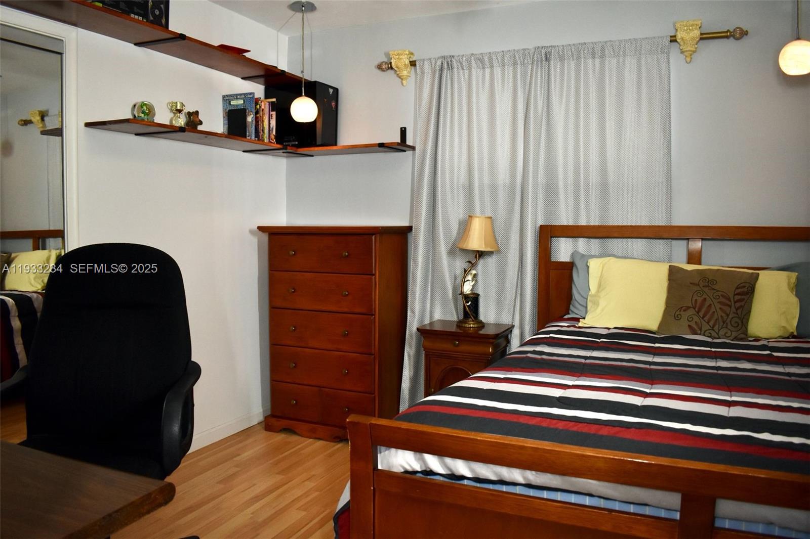 HOLLYWOOD HILLS AMEN PLAT - Residential