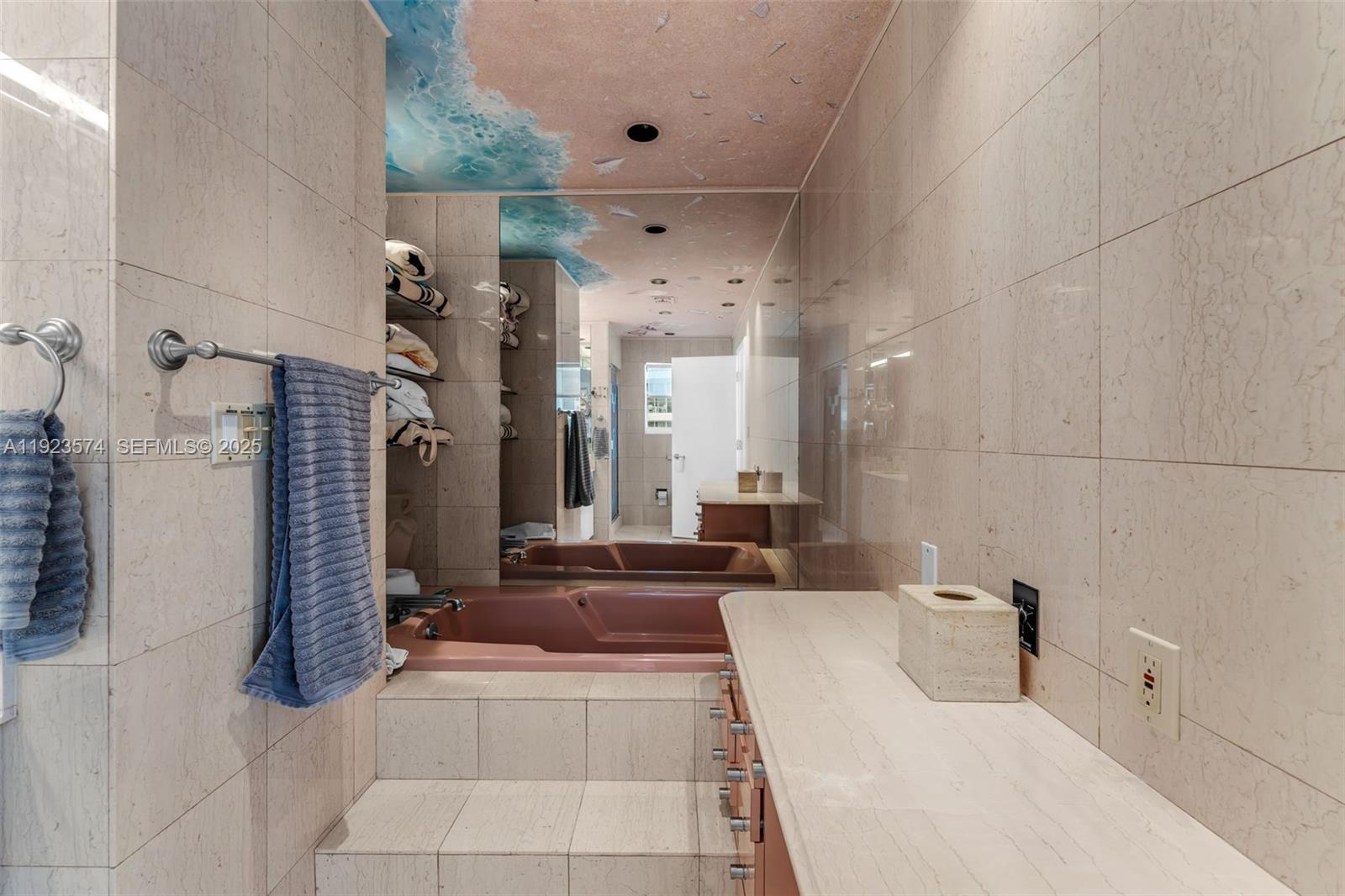 THE EXECUTIVE CONDO - Residential Lease