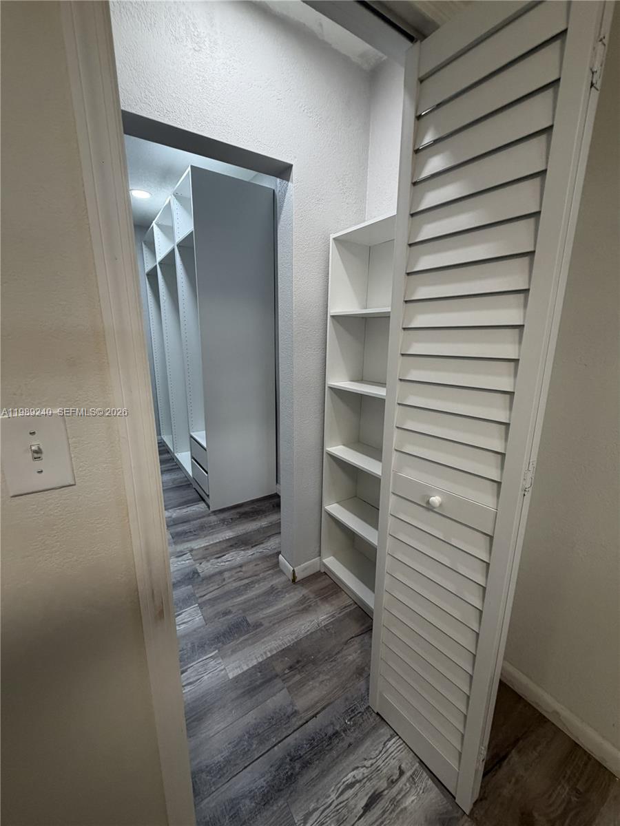 CAROL CITY - Residential