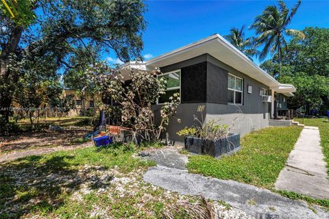 171 NW 70th St Miami FL 33150