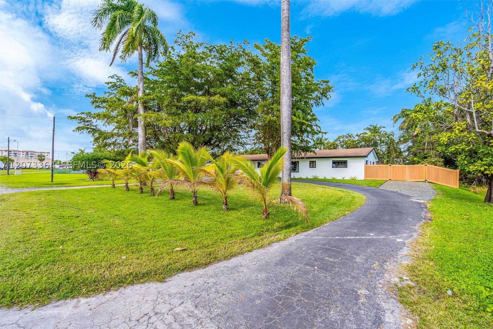 535 N Biscayne River Dr
