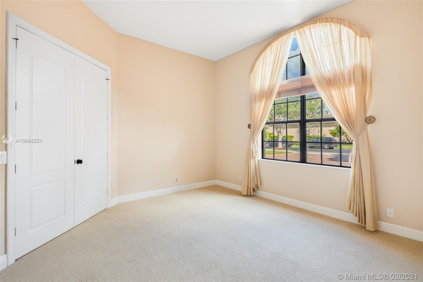 PARKLAND ESTATES - Residential Lease