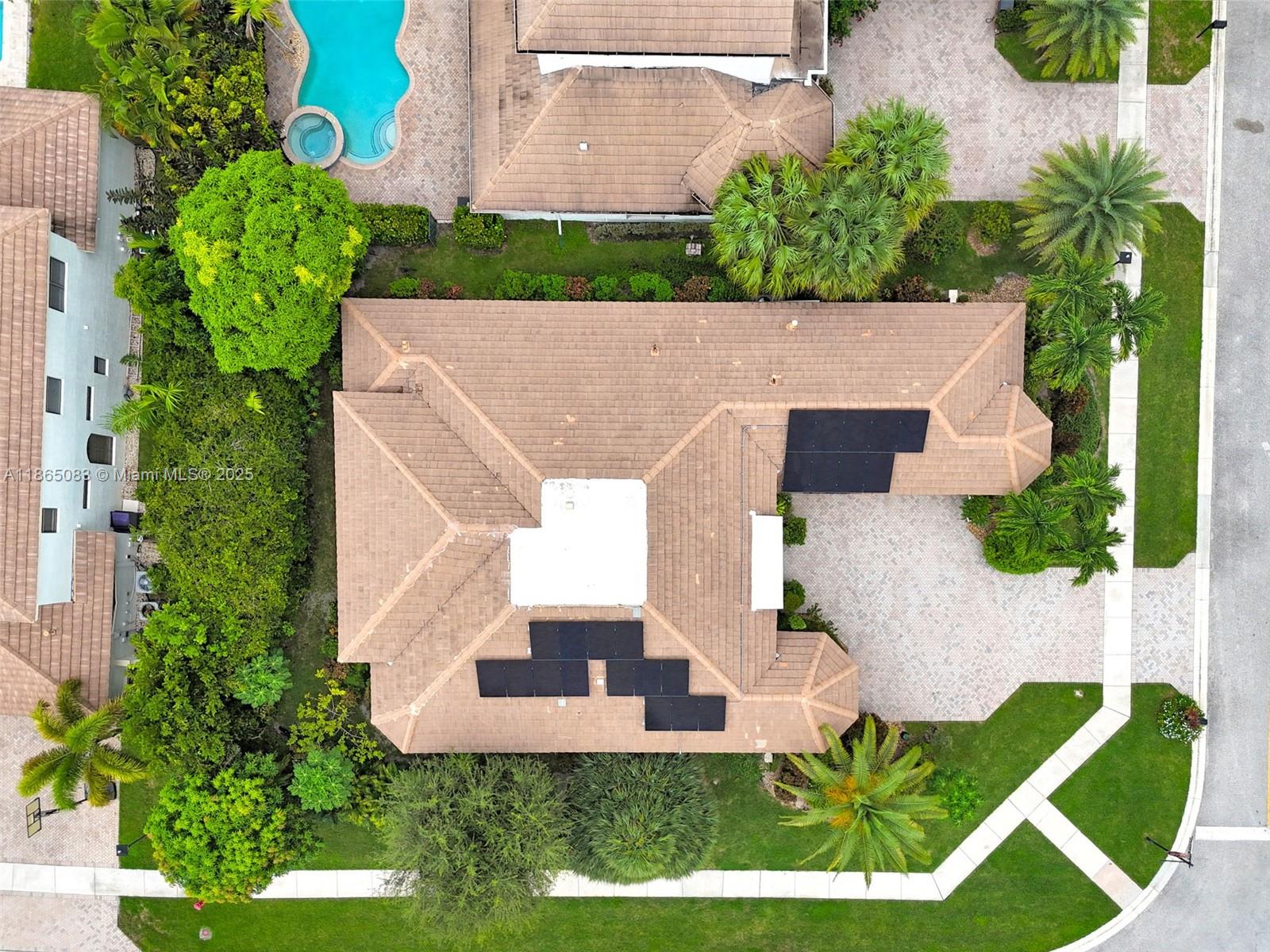 VERSAILLES - Residential