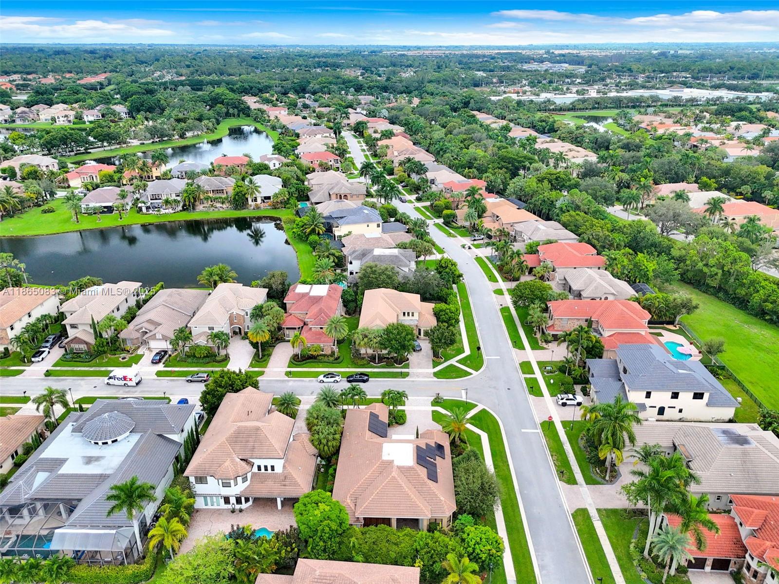 VERSAILLES - Residential