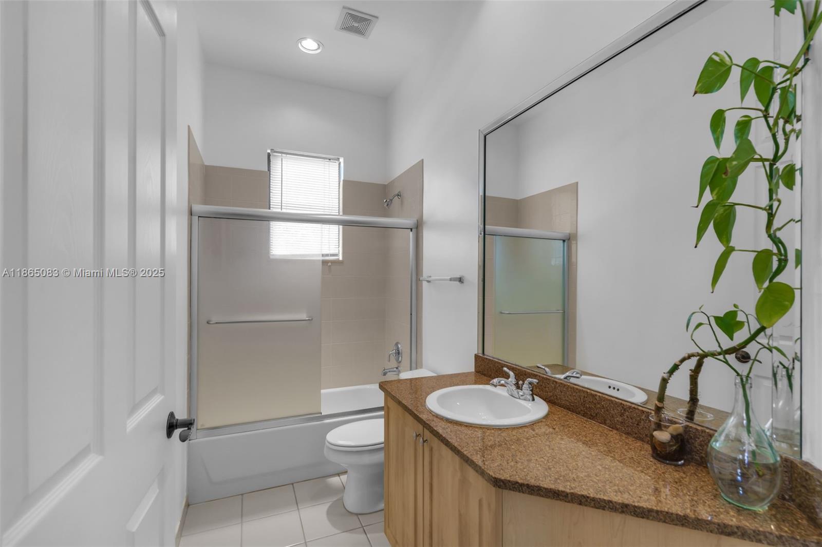 VERSAILLES - Residential