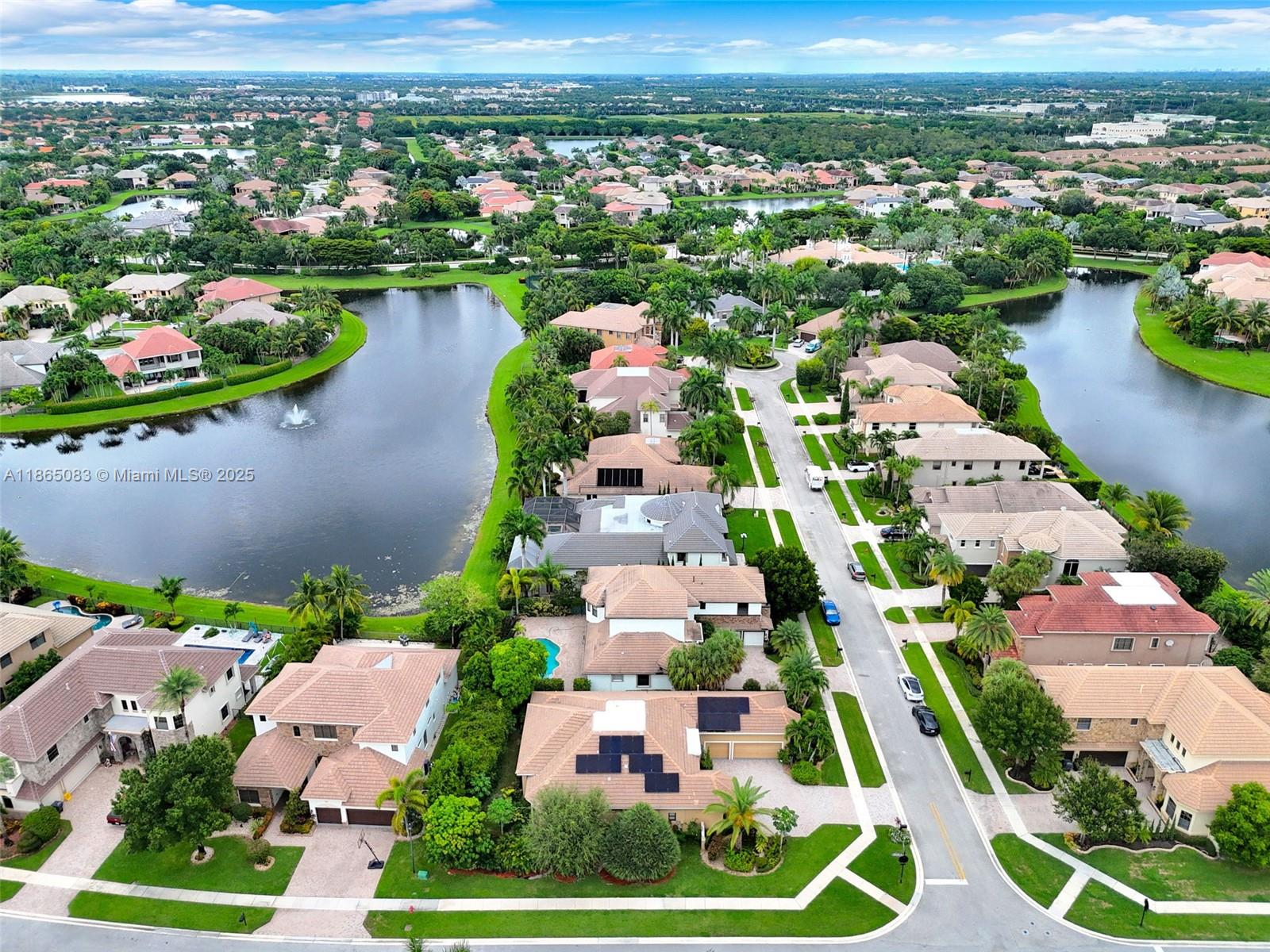 VERSAILLES - Residential