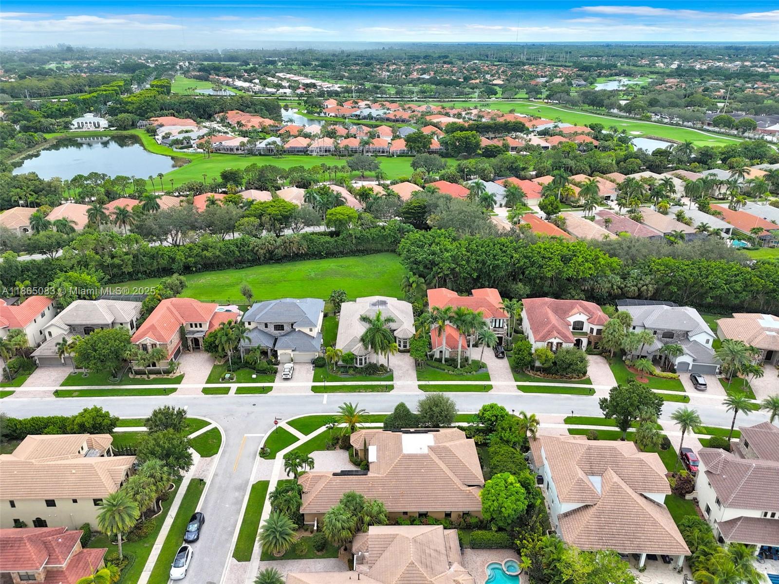 VERSAILLES - Residential