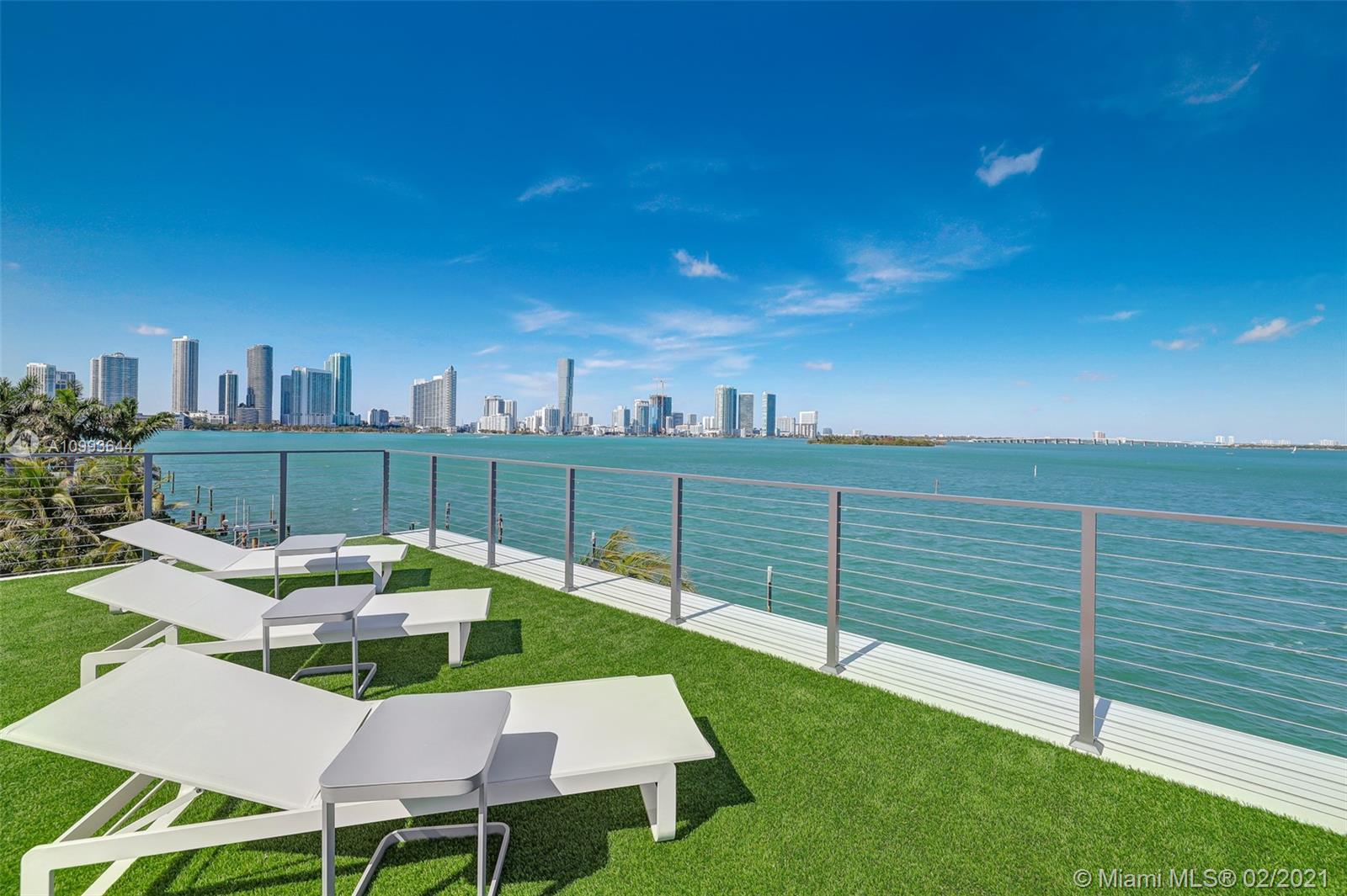 BISCAYNE ISLAND - Residential