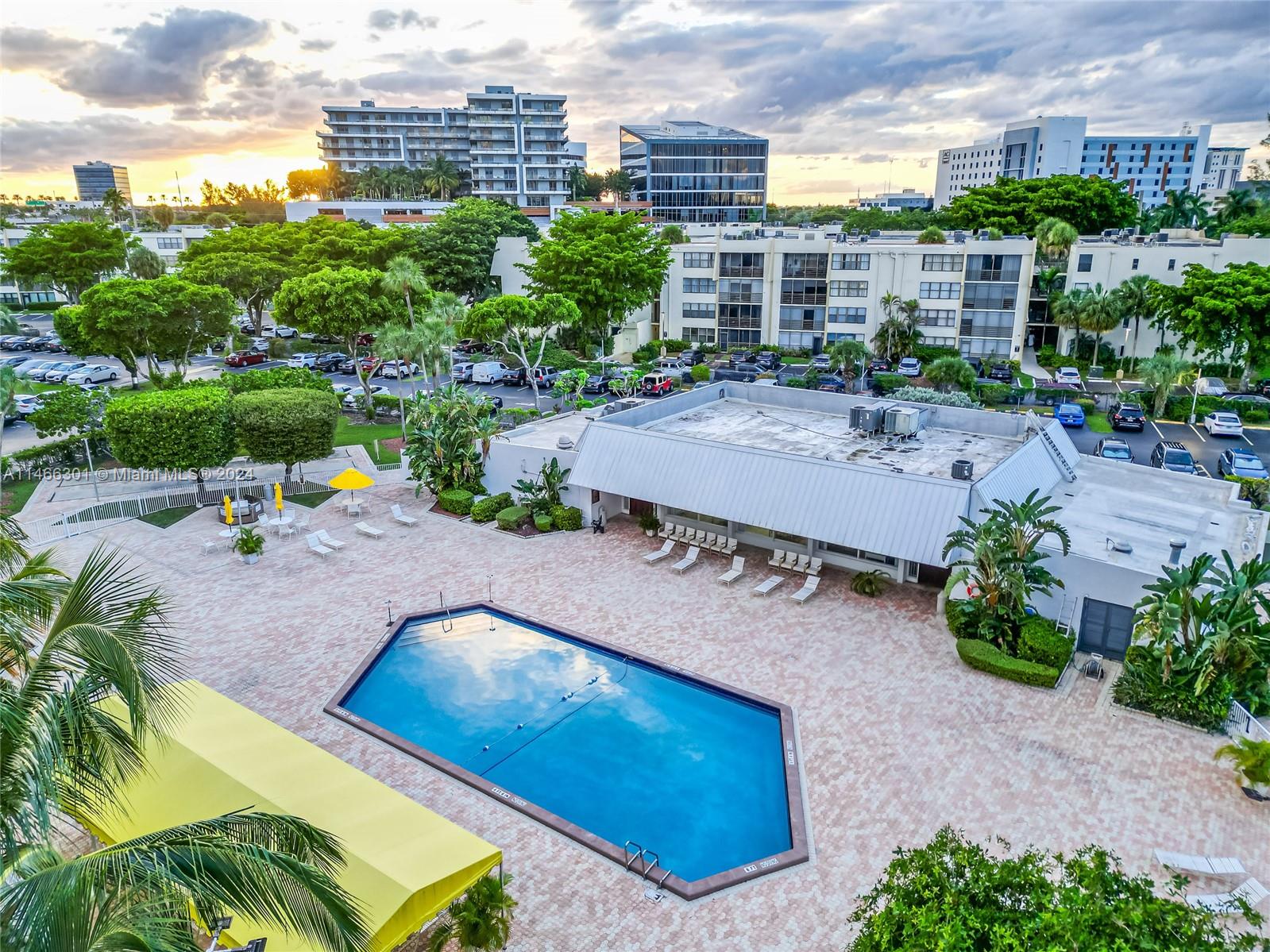 Aventura, Florida 33180, United States, 2 Bedrooms Bedrooms, ,2 BathroomsBathrooms,Residential,Active,69845