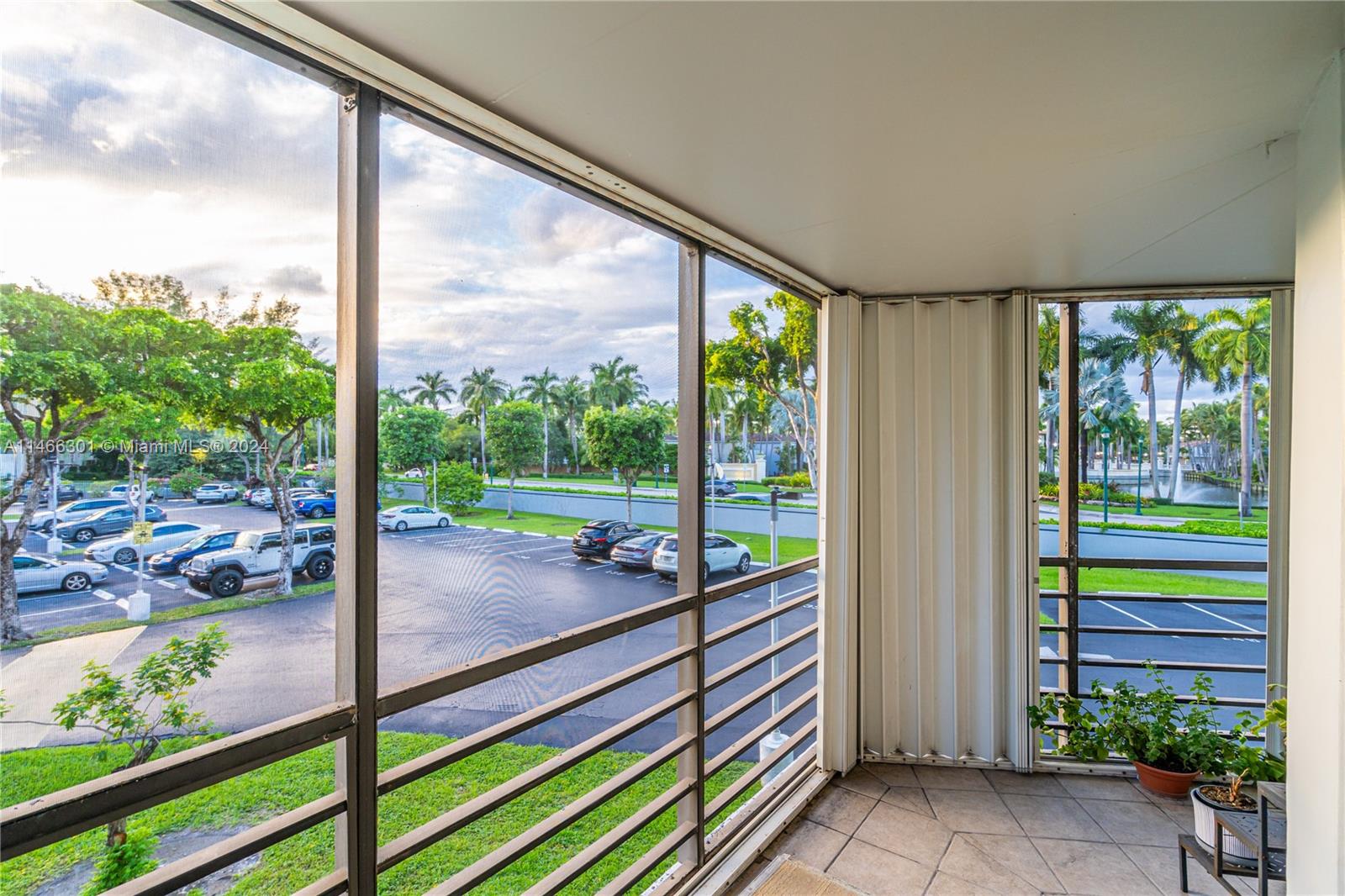 Aventura, Florida 33180, United States, 2 Bedrooms Bedrooms, ,2 BathroomsBathrooms,Residential,Active,69845