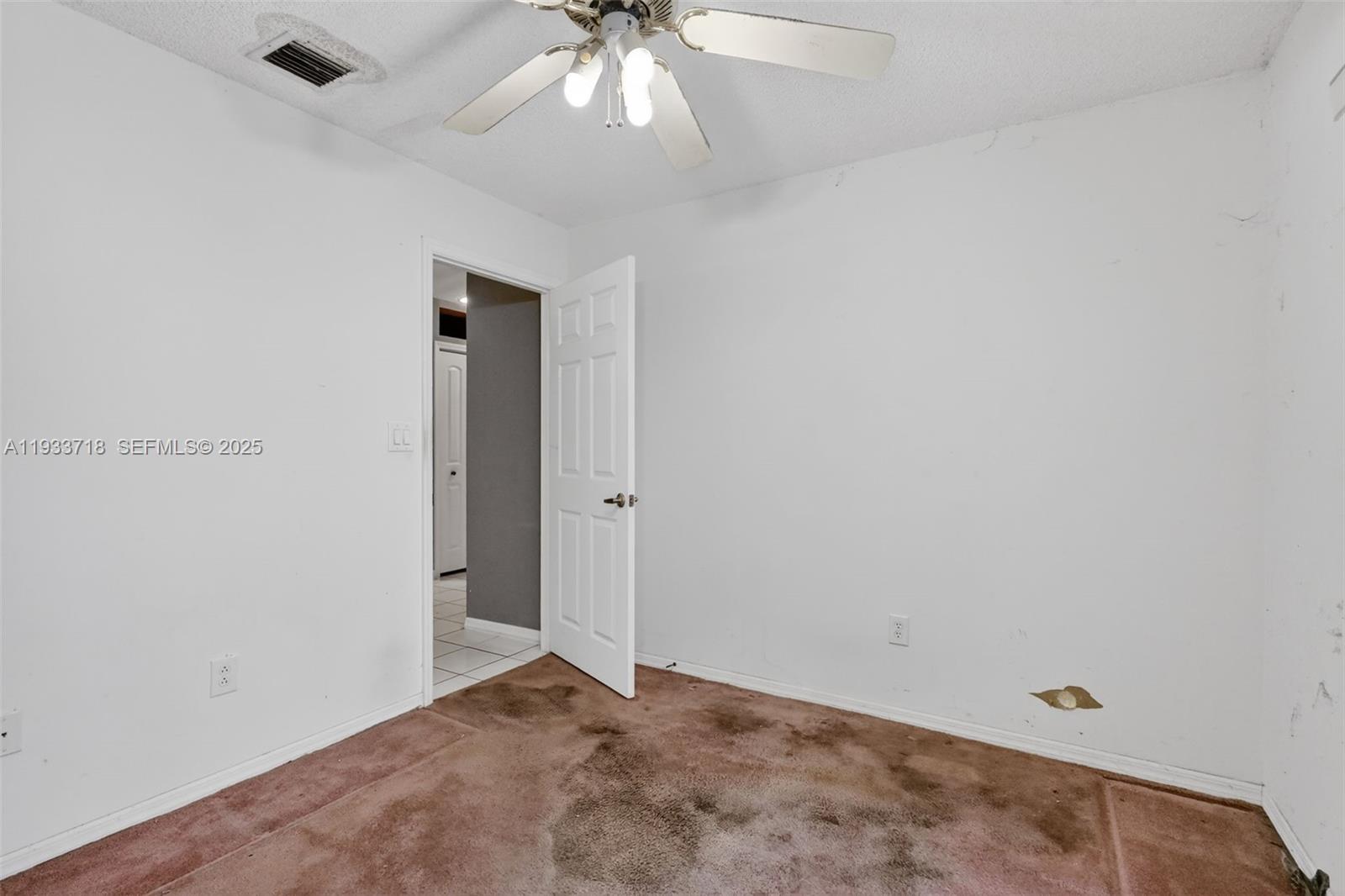 LAKES OF WESTERN PINES RE - Residential