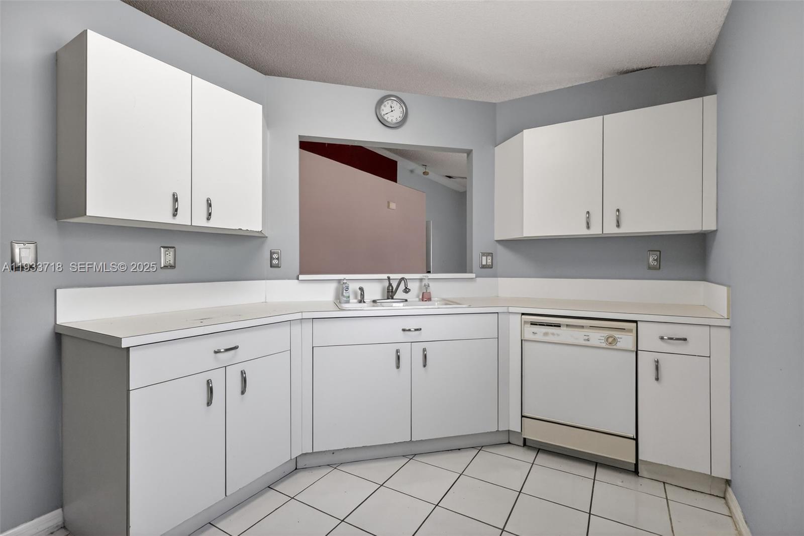 LAKES OF WESTERN PINES RE - Residential