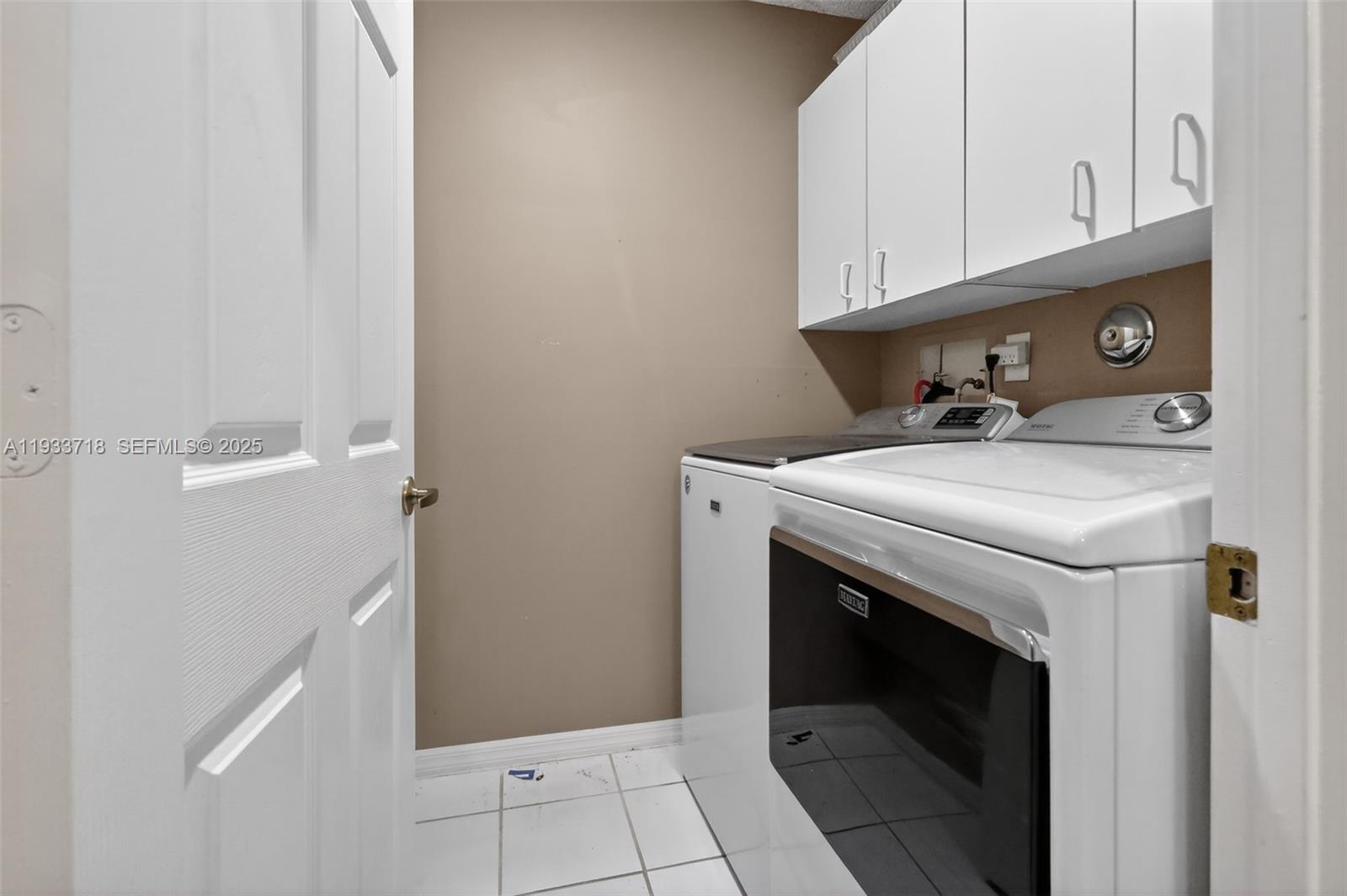 LAKES OF WESTERN PINES RE - Residential