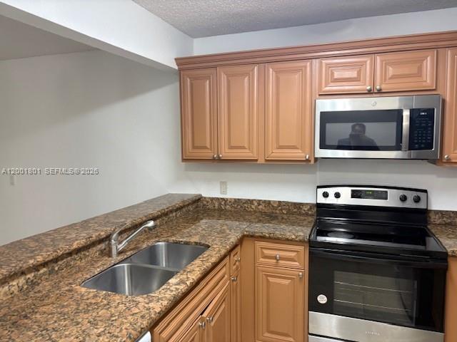 PALM BEACH PLACE CONDO - Residential