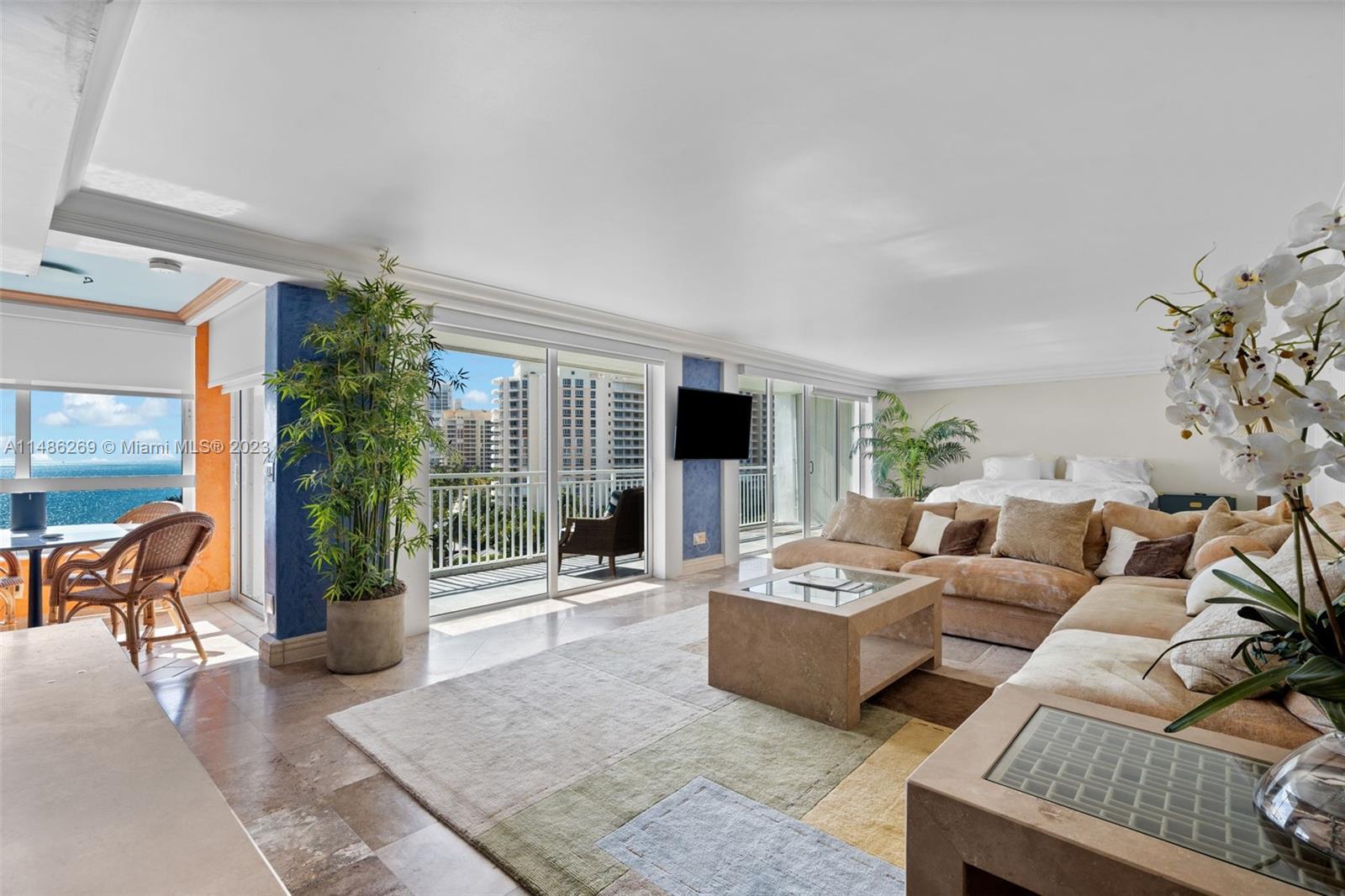 SANDS OF KEY BISCAYNE CON - Residential