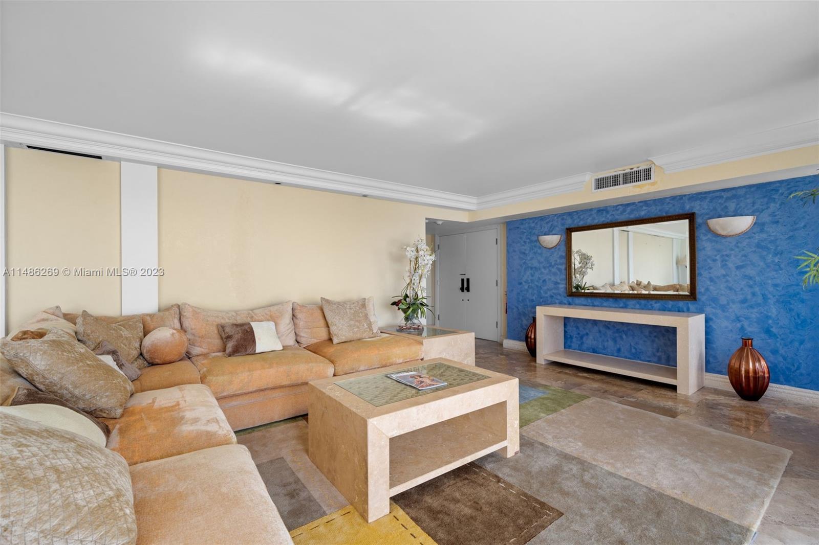 SANDS OF KEY BISCAYNE CON - Residential