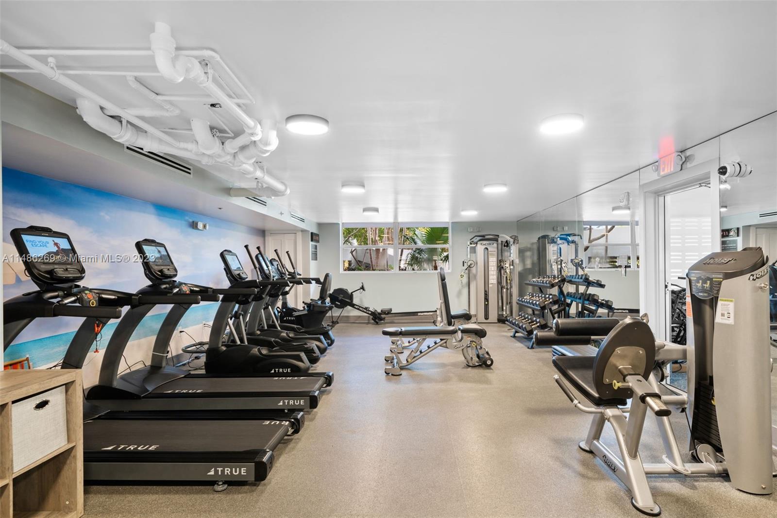 SANDS OF KEY BISCAYNE CON - Residential