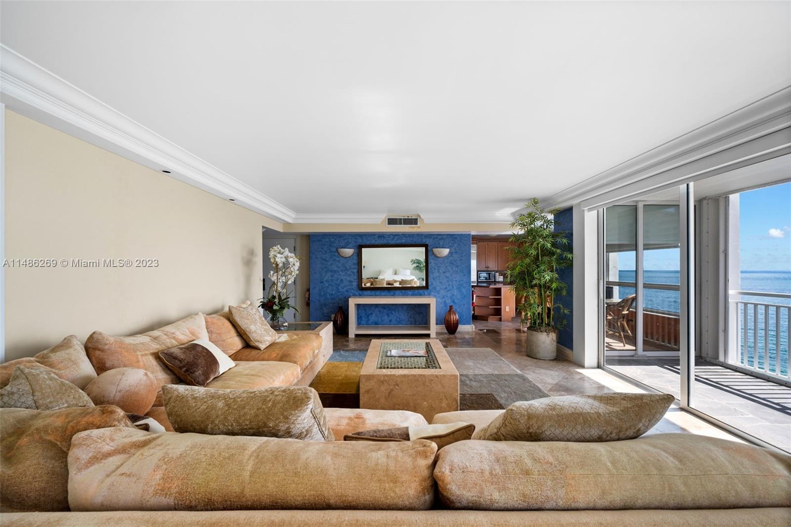 SANDS OF KEY BISCAYNE CON - Residential